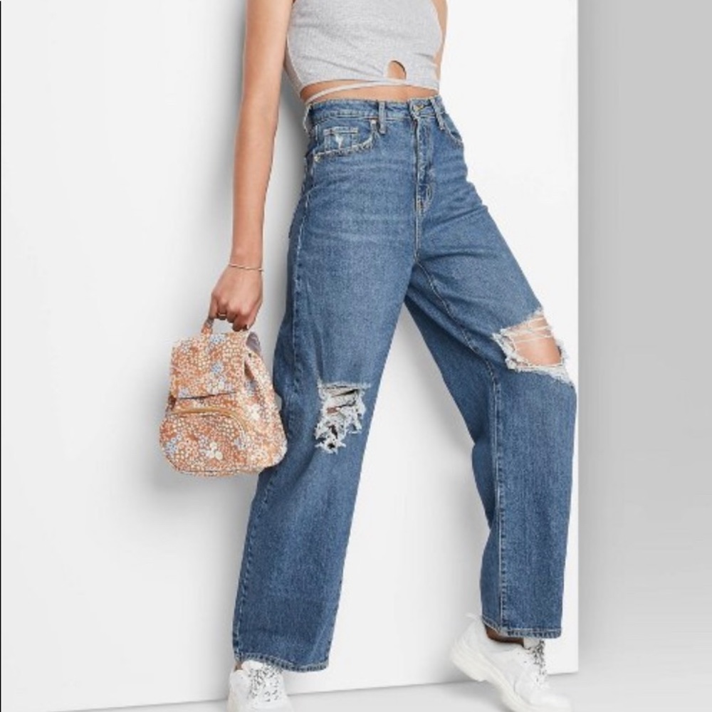 Women’s Super-High rise distressed baggy jeans